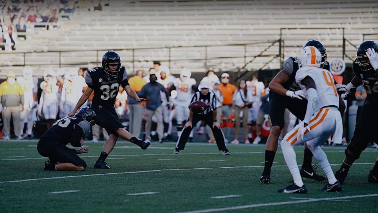 Sarah Fuller es la primera mujer en anotar en el Futbol Americano de la NCAA