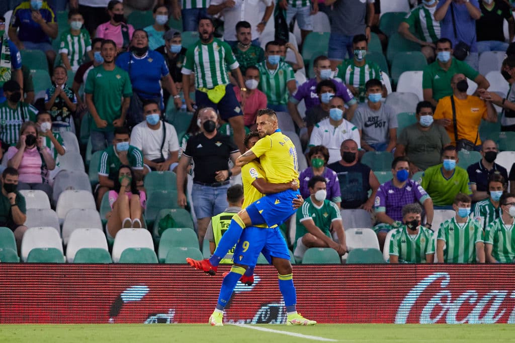 Juanmi fue el encargado de empatar el partido y consiguen su segundo empate dentro del torneo.