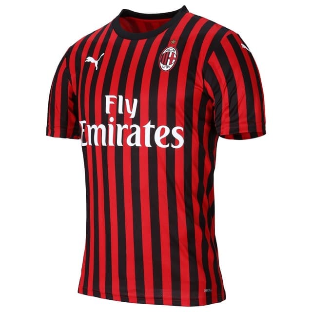 Sin duda, es un jersey muy bonito que aguarda por conocer si jugará Champions o Europa League.