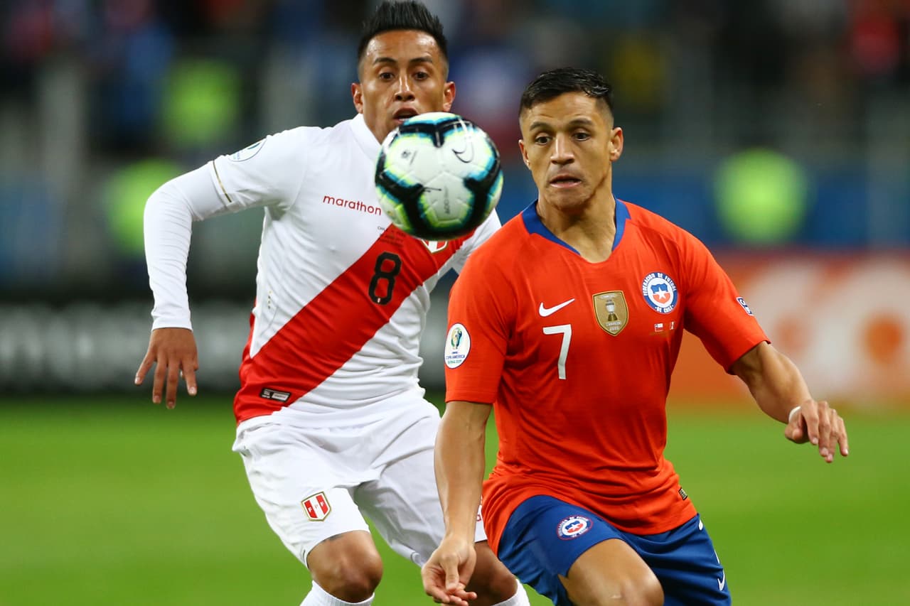 Otro que vuelve a España, aunque en este caso a Barcelona, es Alexis Sánchez. El flamante refuerzo del Inter los enfrentará en el Grupo F.