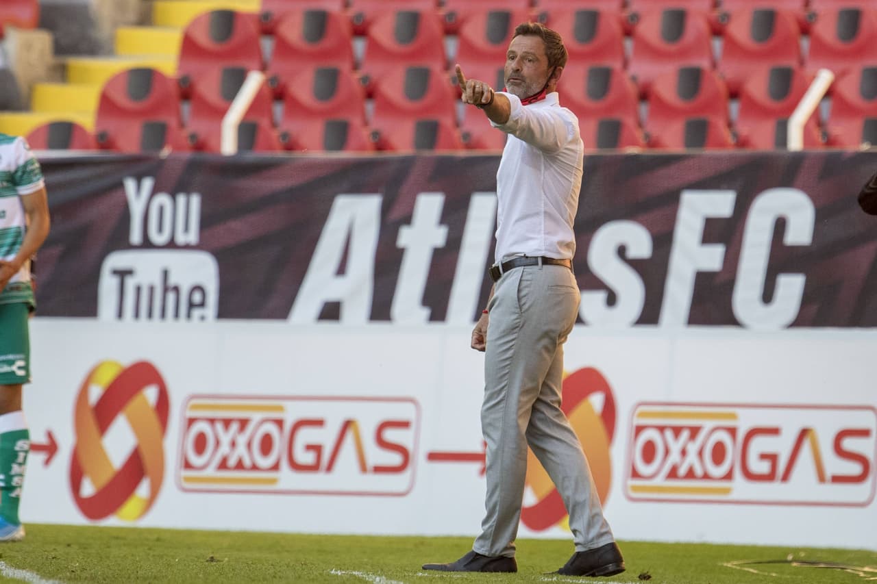 Diego Cocca piensa que el gol le cambiará la suerte al Atlas