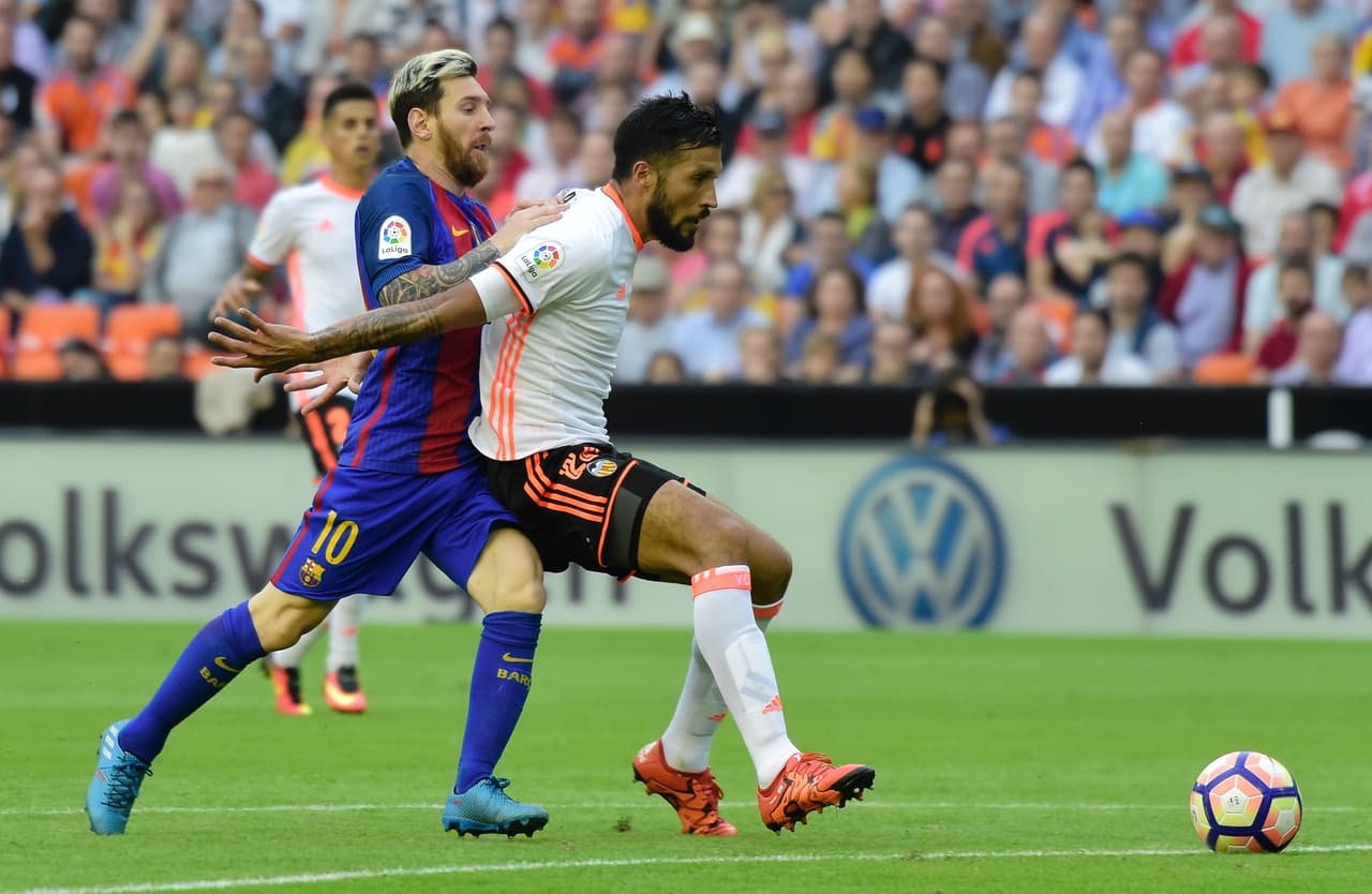 Tras el tanto, ambos equipos se tomaron un respiro después del trepidante arranque de la segunda mitad, pero en la recta final, se abrieron de nuevo las hostilidades.