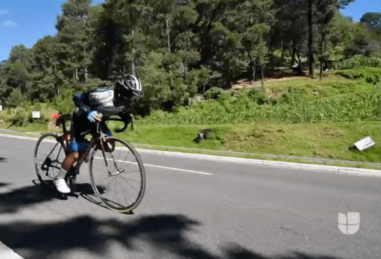 Vicente espera representar a su dependencia en la próxima vuelta ciclista de Guatemala.