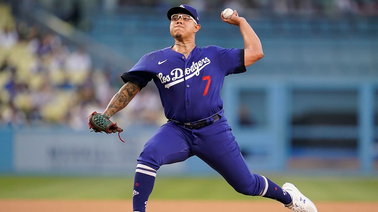 ¡De paisano a paisano! Luis Urias conectó un cuadrangular a Julio