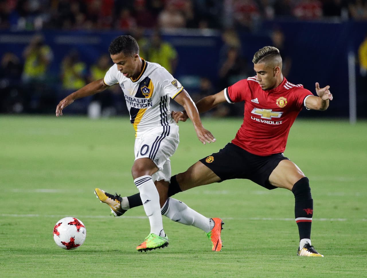 Giovani Dos Santos es otro de los titulares dentro de la MLS y viene con ritmo de competencia, listo para dar su juego a disposición del 'Tri'.