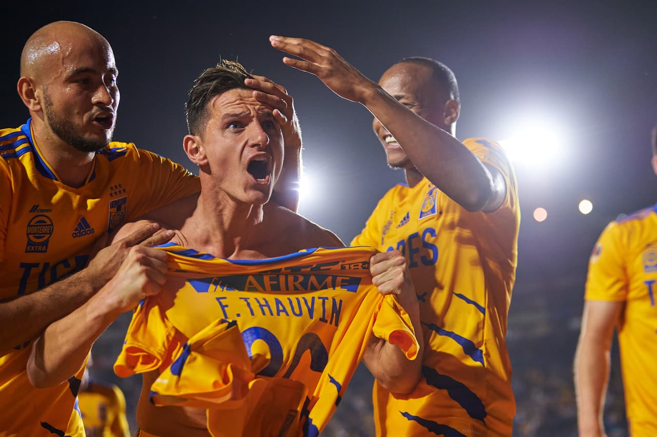 Thauvin hizo el segundo 76'. El francés vio adelantado a Andrada y disparó de larga distancia.