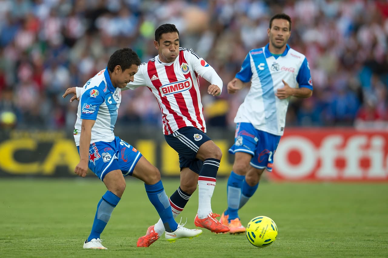 Y por último tenemos el Chivas vs. Puebla, dos equipos inmiscuidos en la lucha por el no descenso y que quieren salir con los 3 puntos sea como sea.