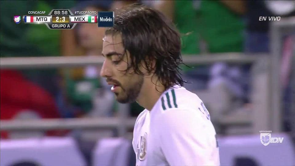 Tiro desviado de Rodolfo Pizarro