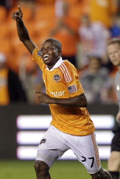 MED: BONIEK GARCÍA (Houston Dynamo) | Vino desde el banco para adueñarse del equipo y remontar en la victoria por 4-2 sobre los New York Red Bulls. Dos asistencias y un gol.