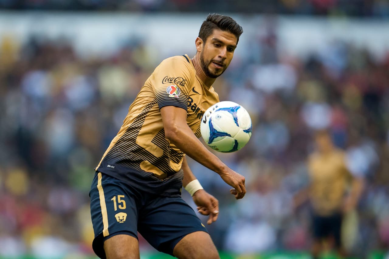 Chivas debe pagar siete millones si quiere a Eduardo Herrera