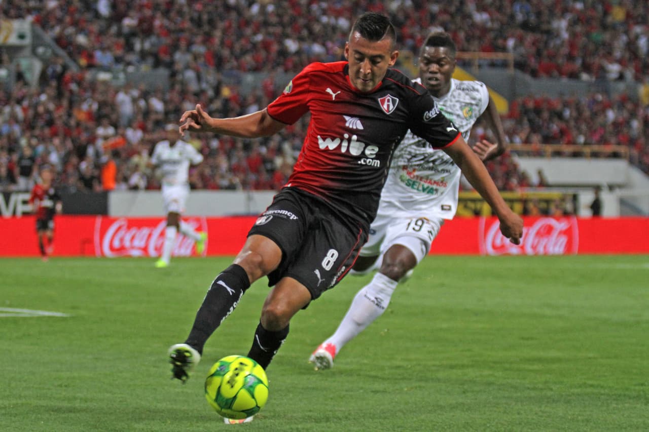 Daniel Álvarez al Necaxa. Aunque aún no se hace oficial, nuestro reportero Gibrán Araige confirma que la transferencia está hecha (préstamo) y se anunciará en el draft.