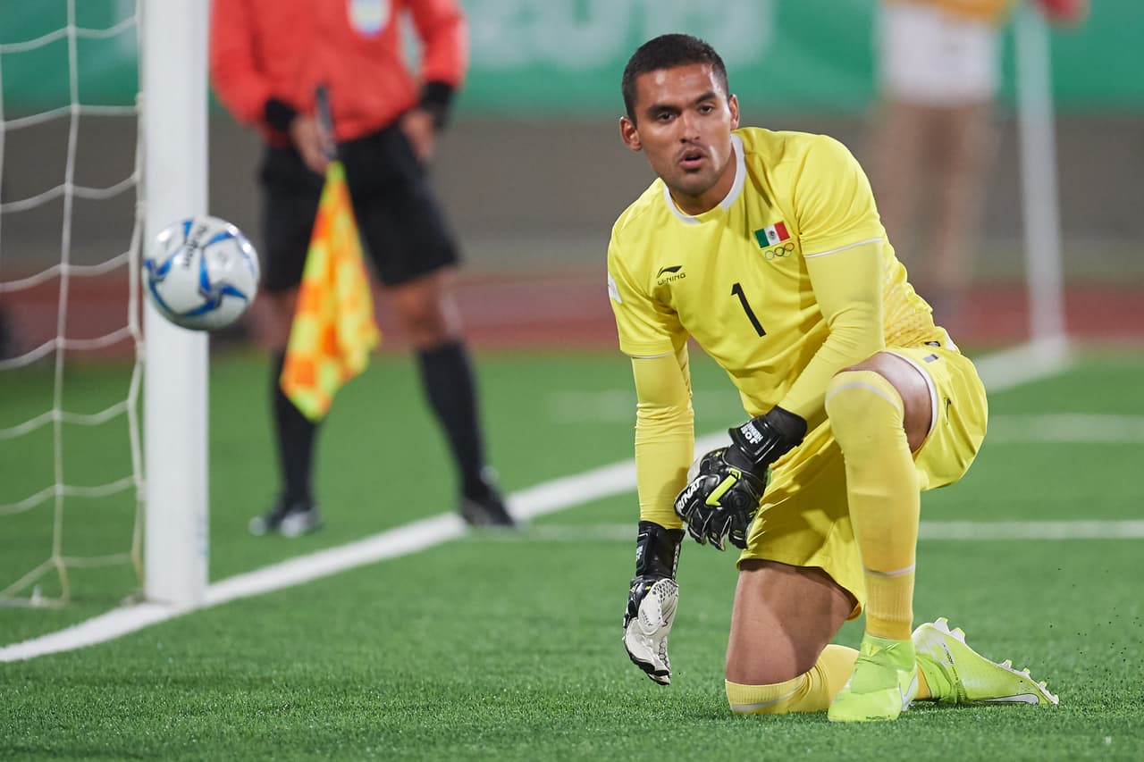 México no supo mantener su ventaja de 1-0 ante Honduras y acabó cayendo 4-2 desde los 11 paso.