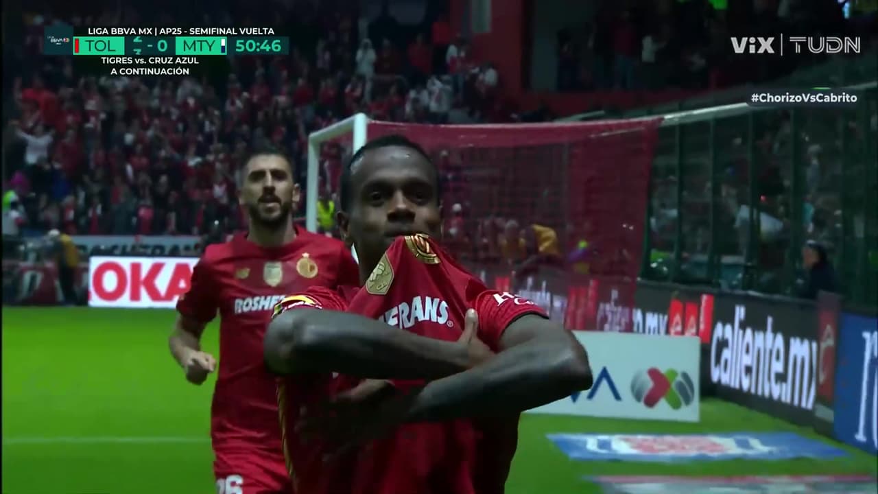 ¡Imperdible! Helinho hace un golazo de penal y mete a Toluca a la Gran Final