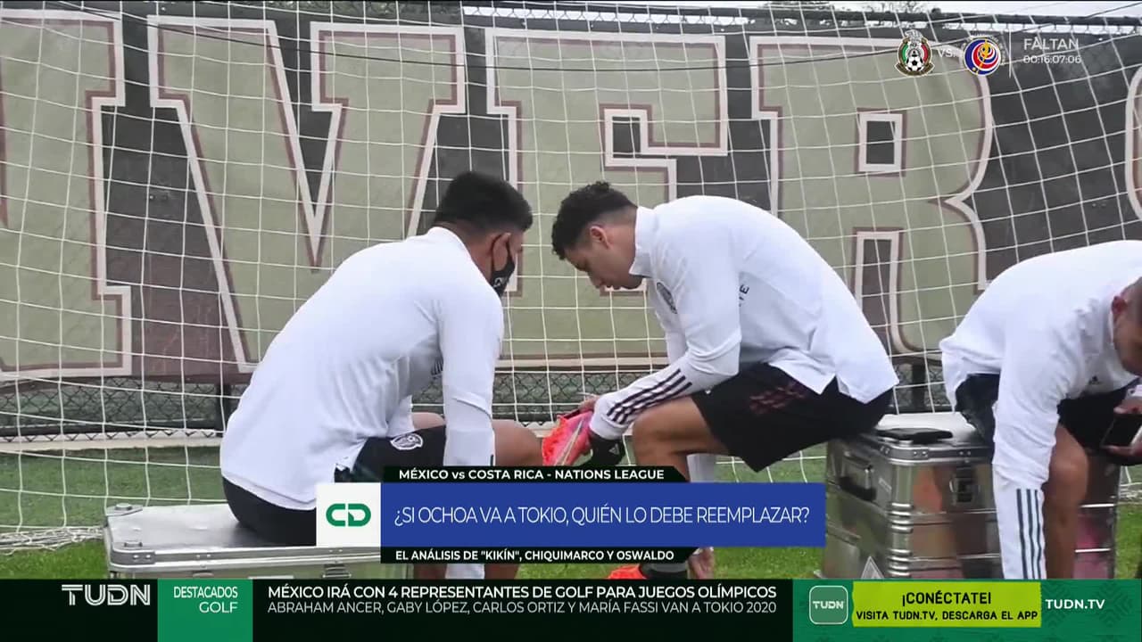 ¡CERCA! Karim Benzema disparó que se estrella en el poste.