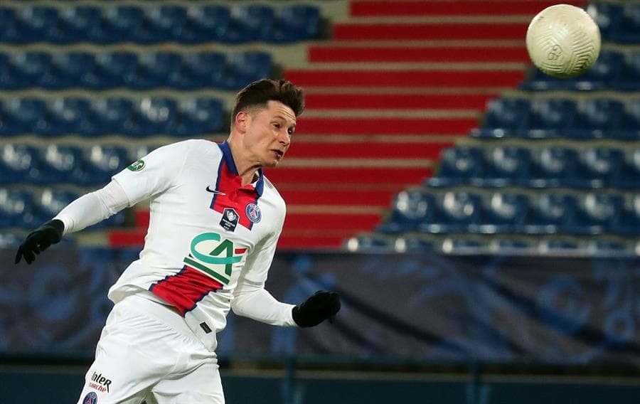 El Paris Saint Germain, por la mínima, derrota al SM Caen. El gol fue por parte de Moise Kean y le da la victoria a su equipo en la Copa de Francia. El astro brasileño, Neymar, salió lesionado del campo y será duda ante el Barcelona.