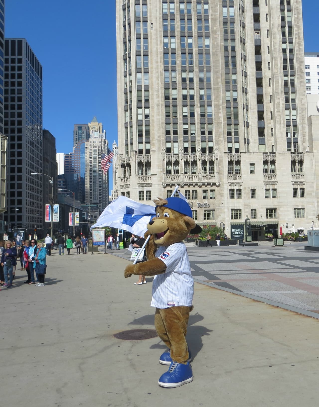 De ganar, los Cachorros jugarían contra los Cardenales de St Louis en los playoffs divisionales.