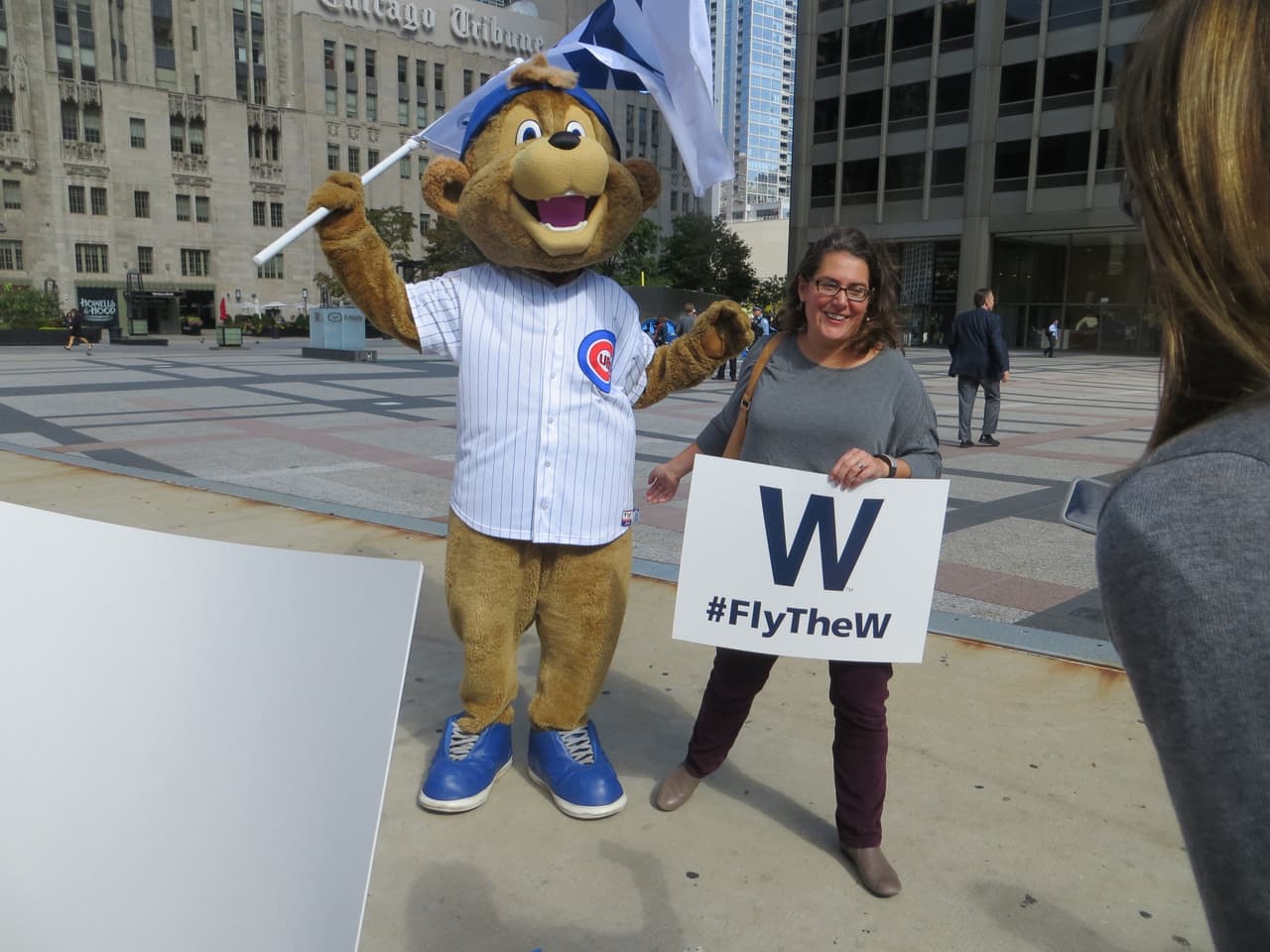 Por donde quiera que pasaba los fans reaccionaban muy contentos.