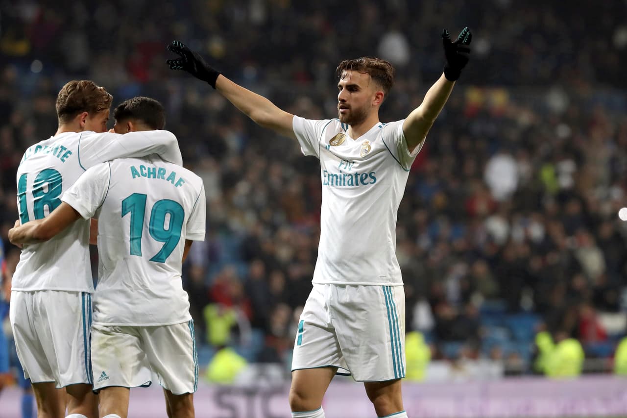 Cabezazo al piso del joven delantero para el Madrid, siendo su segundo gol de la temporada.