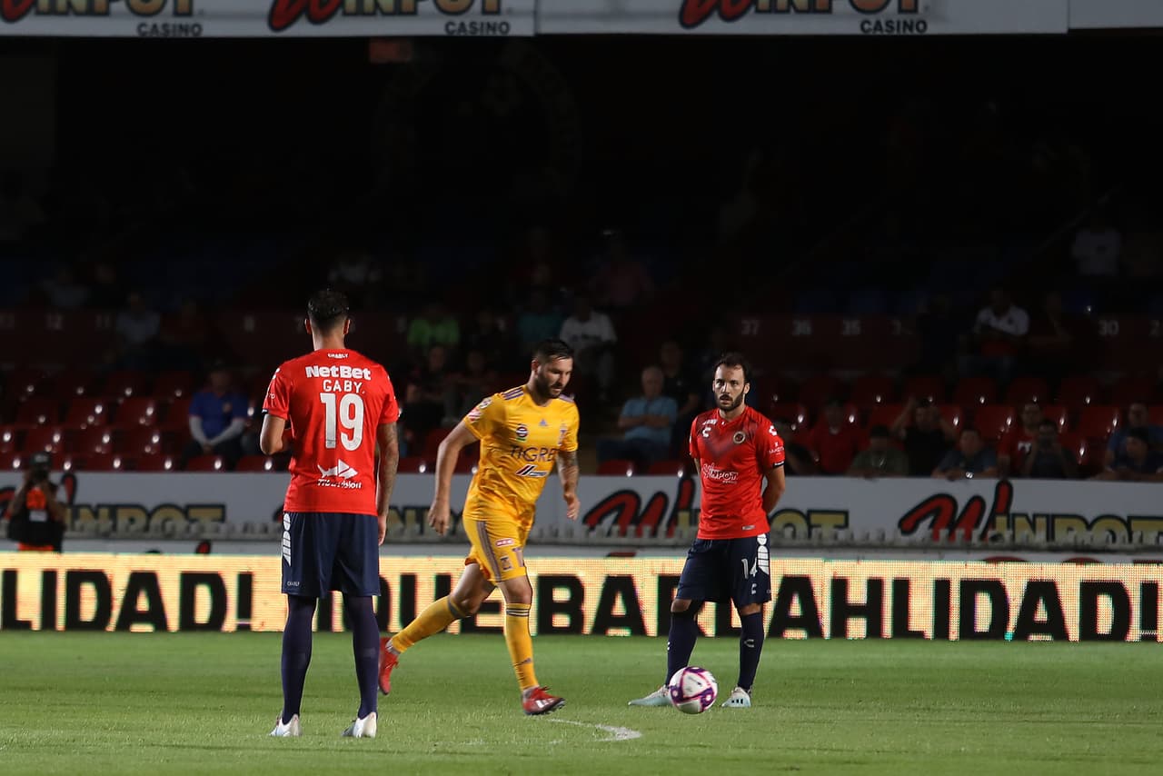 ¡Había pacto! Veracruz pidió apoyo y Tigres le respondió con goles