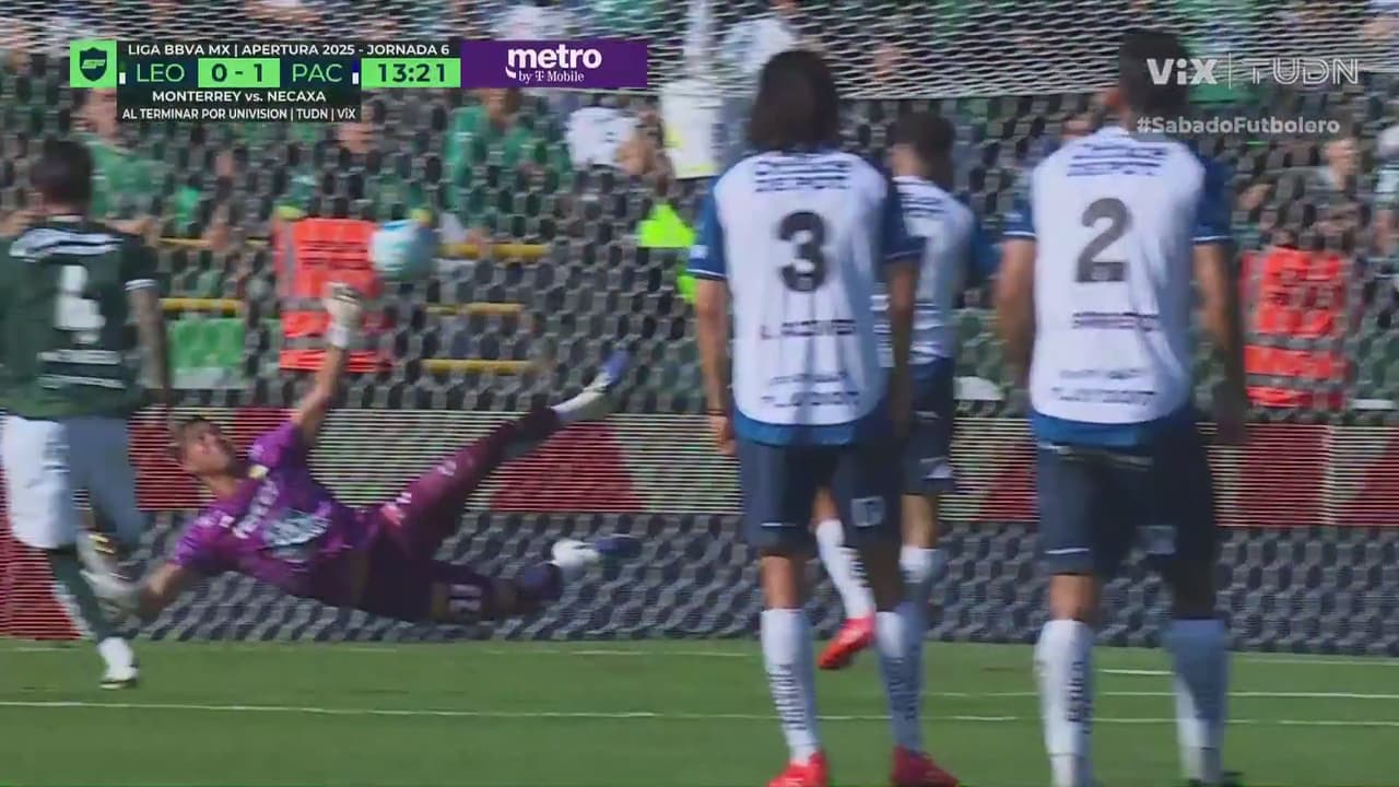 ¡Penalti para Pachuca! Idrissi lo cobra con potencia para el primero de los Tuzos