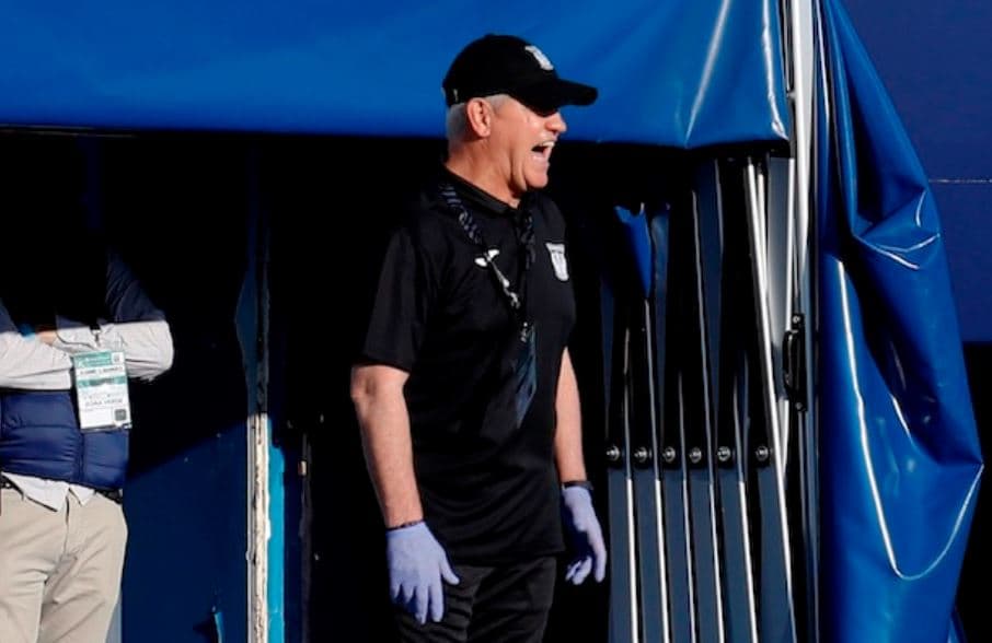 Javier Aguirre vivirá una "Misión Imposible: Barcelona"