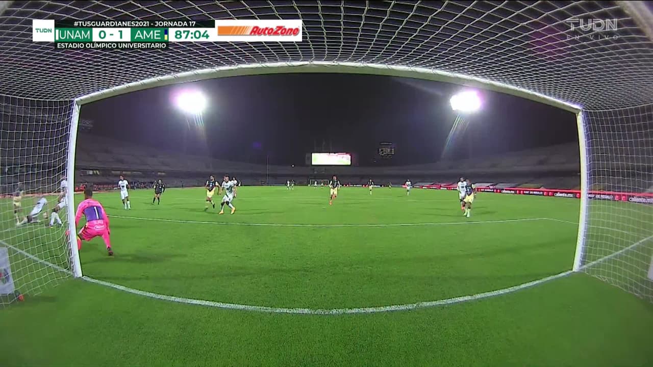 ¡TIRO ATAJADO! disparo por Alan Mozo Rodríguez.