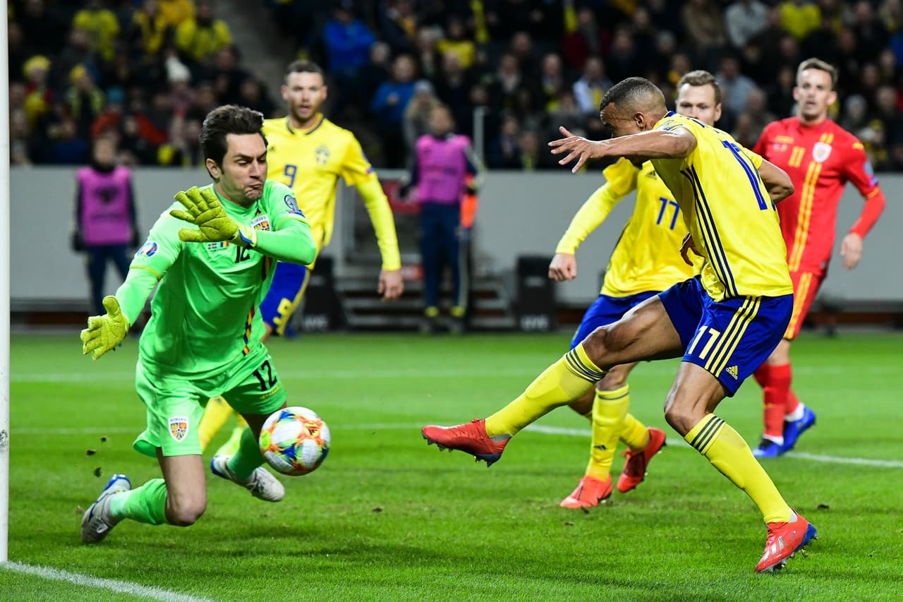 El primer gol de la jornada lo consiguió Robin Quaison al minuto 33 después de un error en salida de la visita.