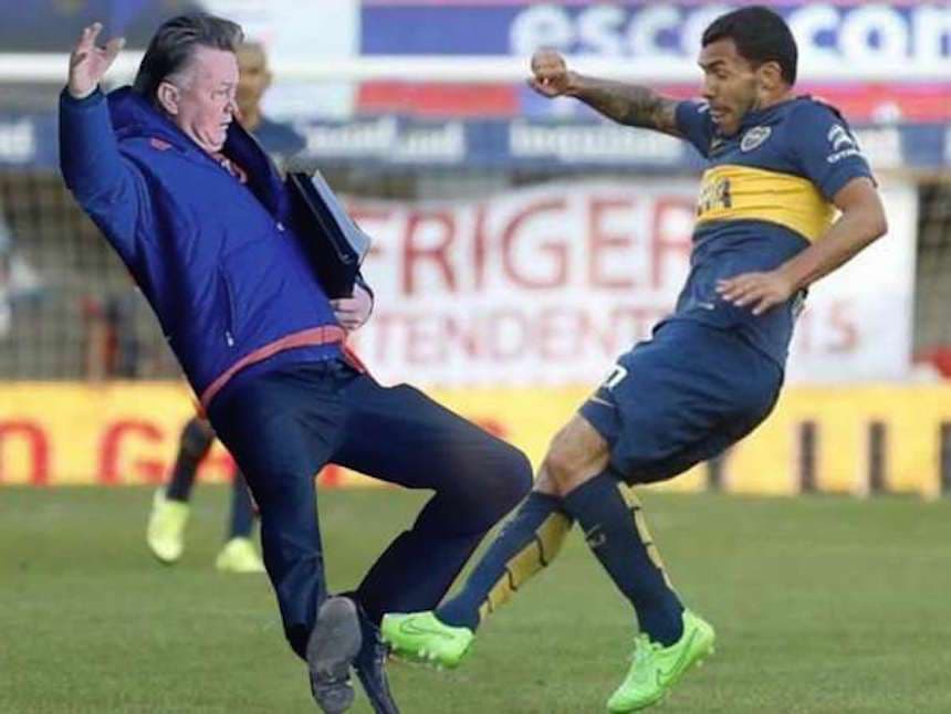 Los memes sobre la caída de Van Gaal no podían faltar y aquí tienes los mejores sobre su caída