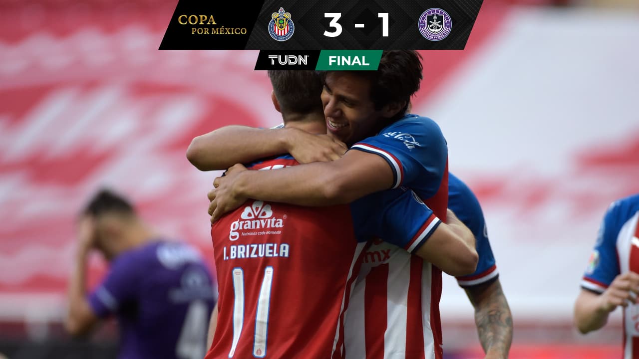 ¡Doblete de JJ! Macías metió a Chivas a Semifinales
