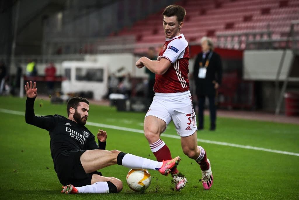 Aubameyang (21’) abrió el marcador para poner al frente a los de Arteta. Gonçalves (43’) emparejó los cartones y Silva (61’) daba vuelta al marcador. A los 67’ apareció Tierney para regresar la paridad. Hacia el final del cotejo, Aubameyang (87’) marcó el gol del pase a la siguiente ronda.