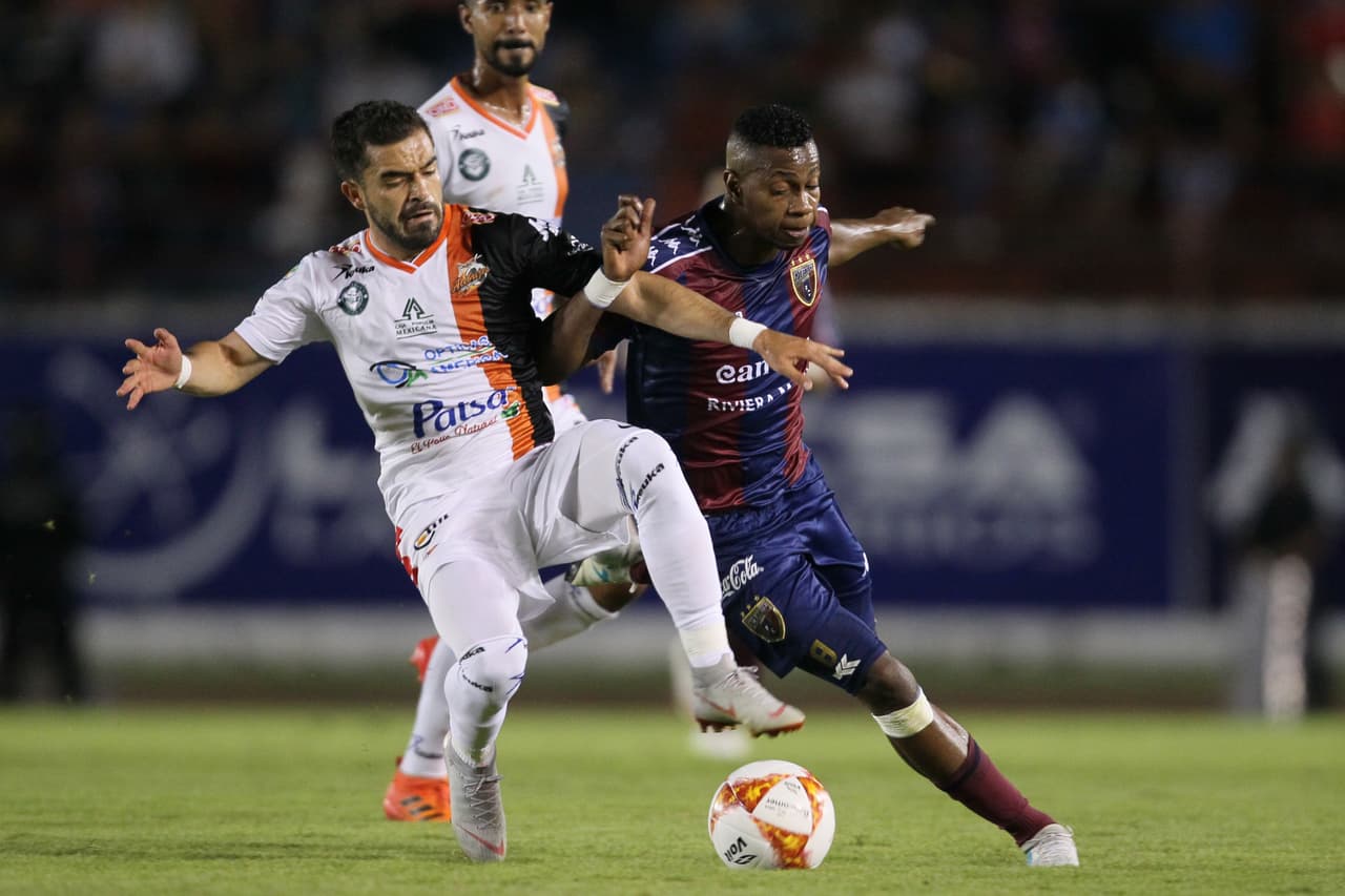 El partido de Vuelta de Cuartos de Final entre Atlante y Alebrijes en la primera mitad fue intenso, de ir y venir por parte de ambos equipos, sobre todo con unos 15 minutos iniciales prometedores.