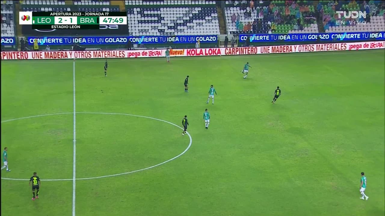 ¡TIRO ATAJADO! disparo por Denzell García.