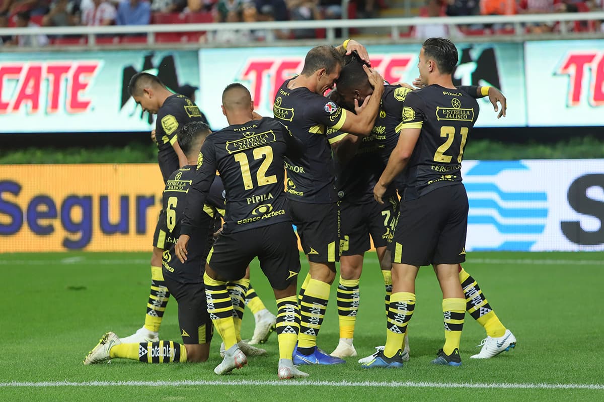 Morelia encontró en el chileno Sebastián Vegas el gol de la victoria al minuto 68.