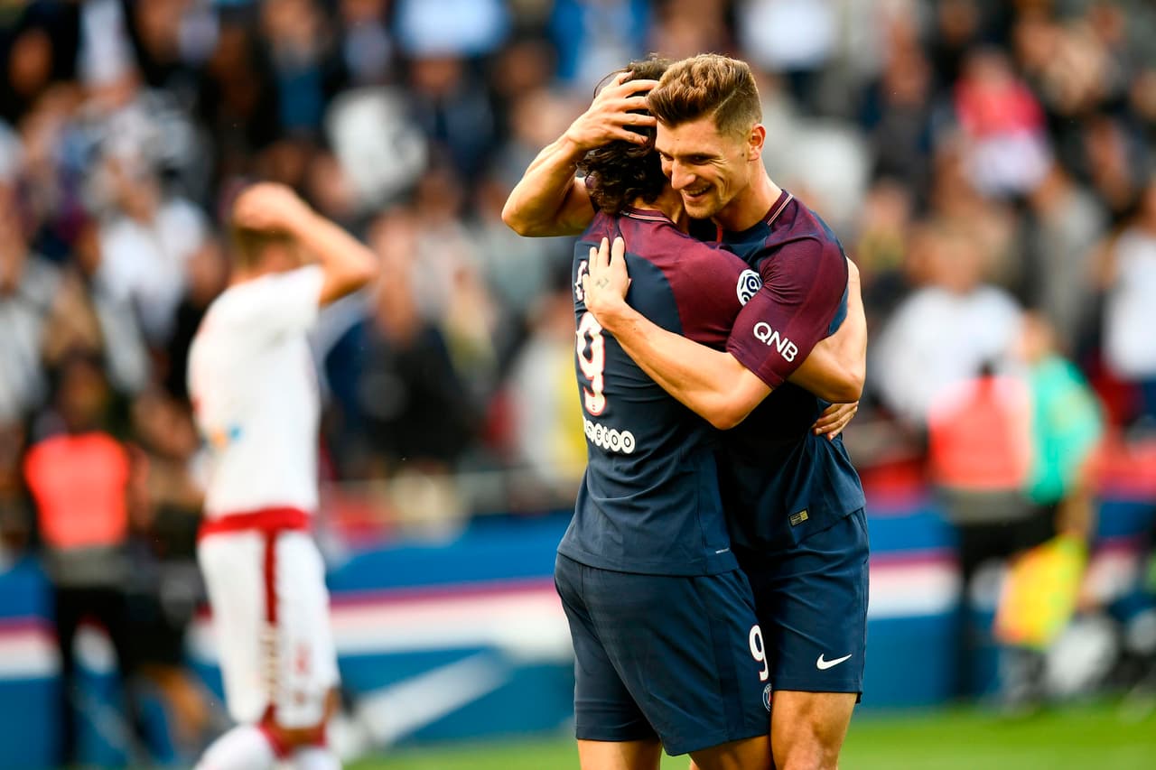El 3-0 llegaría al minuto 21 por intermedio de Meunier, quien recibió un balón de Yuri en área para definir de pierna derecha.