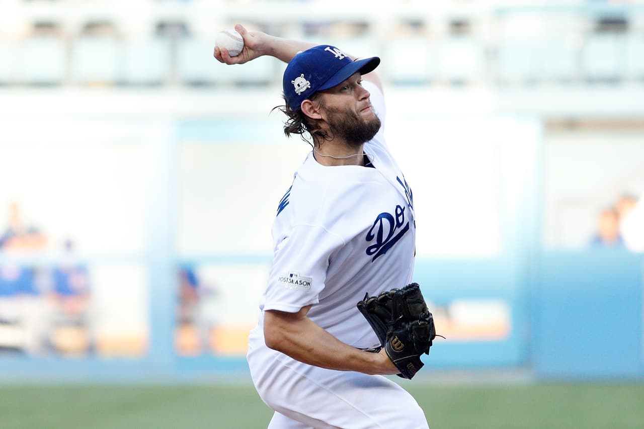 Clayton Kershaw lanzó 5 entradas de 4 ponches y 2 carreras limpias en su primer juego en esta Serie de Campeonato. Salió sin decisión.