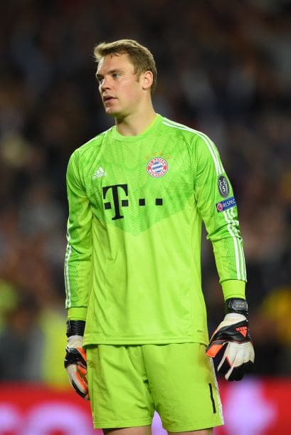 Un club alemán está en en cuarta posición, Bayern Munich, que vale 2.347 millones. Tuvo ingresos por 661 millones y beneficios por 78 millones.