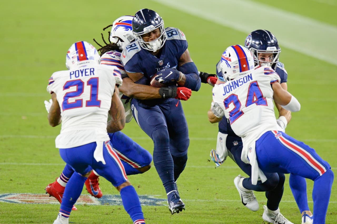 En duelo de invictos, los Titanes le ponen un alto a los Bills y los vencen 16-42.