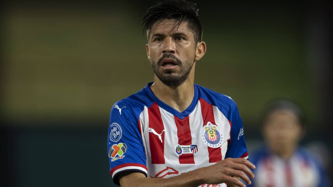 Oribe Peralta publica una carta para despedirse de Chivas