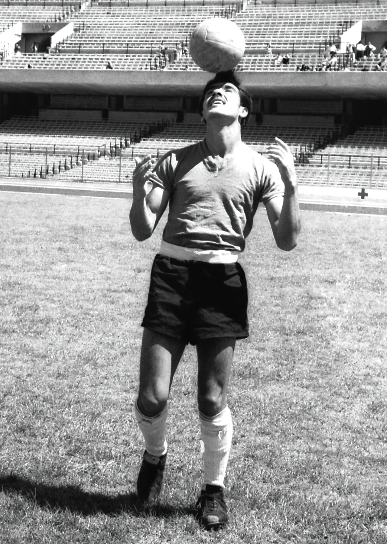 La tercera vez fue en el Mundial de 
<b>Suecia 1958, </b>en el estadio Rasunda de Solna. Jaime Belmonte, autor del único gol de México en dicha Copa, se preparaba para la cita.
