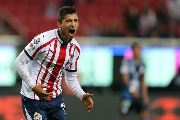 Ángel Zaldívar encontró pronto la paridad en el encuentro con un buen gol en el minuto 28.