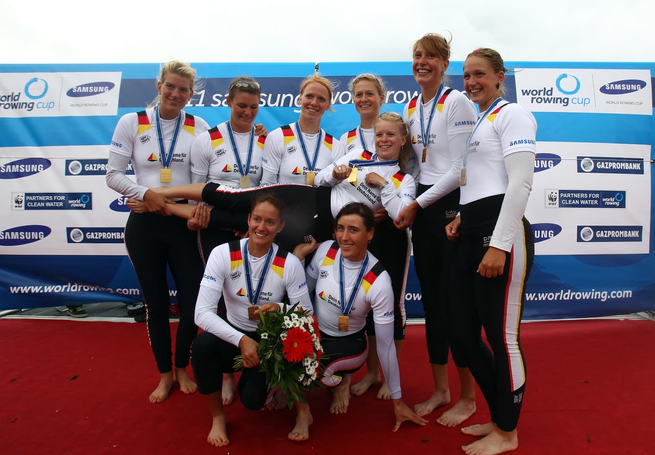 Nadja Drygalla (Atleta): la remera abandonó los Juegos Olímpicos de Londres 2012 por ser vinculada con grupos neonazis en Alemania. Es la tercera de izquierda a derecha en la fila superior.