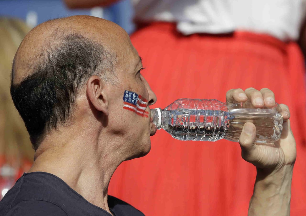 El Parque de los Príncipes fue el escenario para este duelo de Cuartos de Final del Mundial Femenino entre la local, Francia, y Estados Unidos. Para muchos se trata de una Final adelantada, por lo que la alegría entre los fanáticos no se hizo esperar.