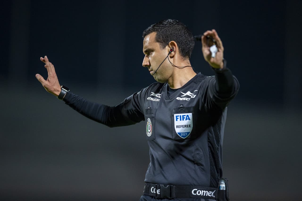 Con un agónico gol de Henry Martín en los últimos minutos, América se llevó el clásico capitalino y de pasó eliminó a Pumas de toda opción de Repechaje en el Guard1anes 2021.