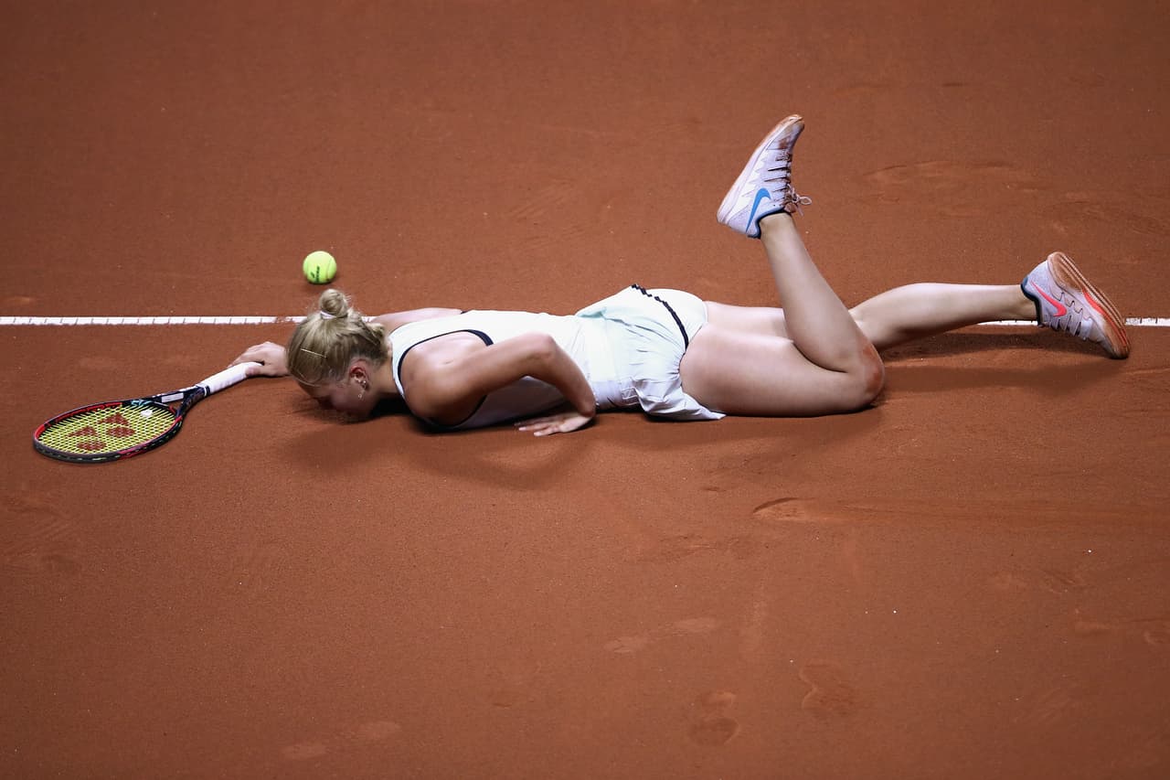 La ucraniana Marta Kostyuk tiene a sus 15 años los ojos del tenis mundial sobre ella, en una mezcla de belleza y talento que brilló en su debut en el WTA Porsche Grand Prix en Stuttgart (Alemania).