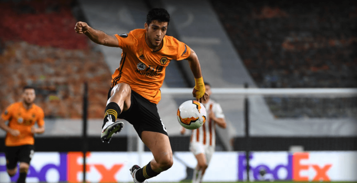 Raúl Jiménez está en la órbita de Andrea Pirlo