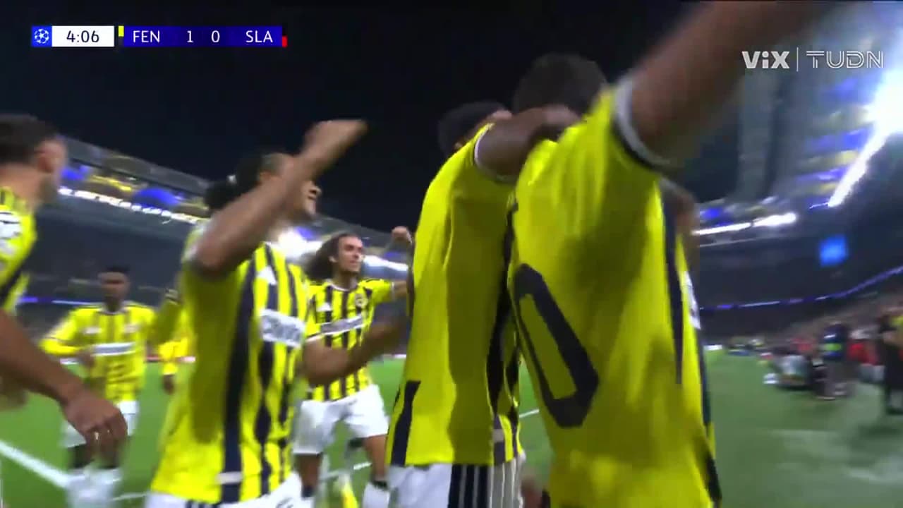 ¡Tremendo golazo de Oğuz Aydın con un zurdazo desde fuera del área!