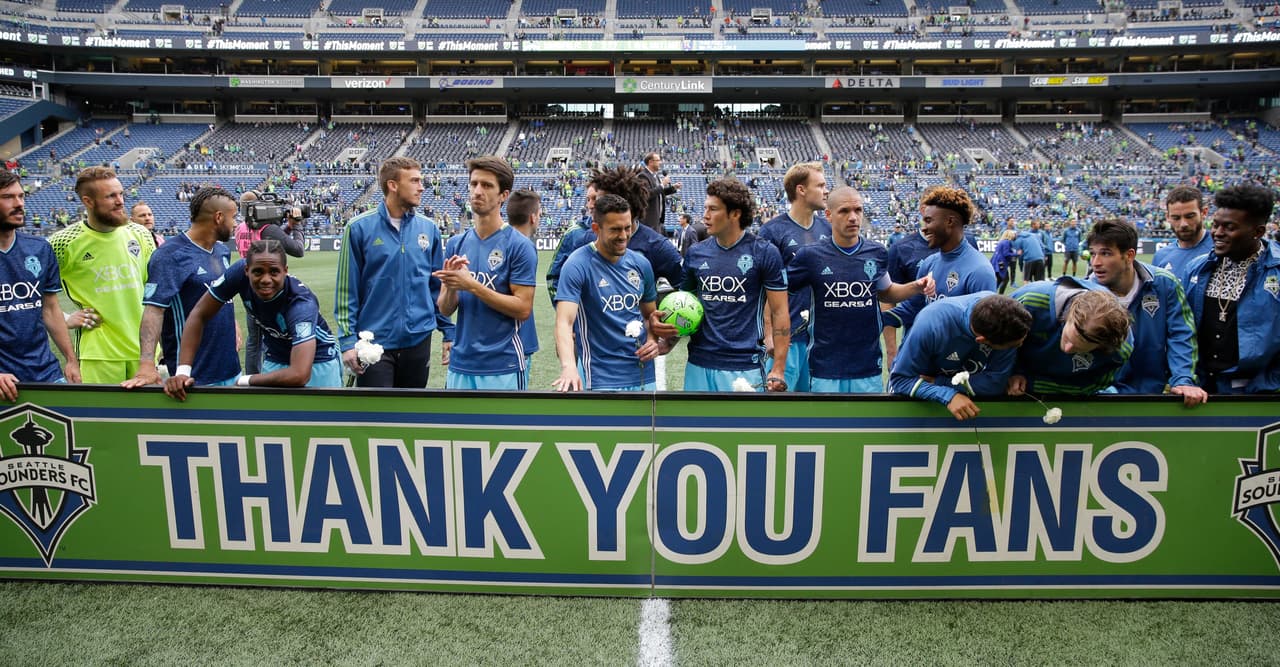 El apoyo de la hinchada la convierte en un factor que juega a favor del equipo, algo que los jugadores no dudan en reconocer. Los fanáticos son el 'jugador número 12' del Ssettle Sounders.