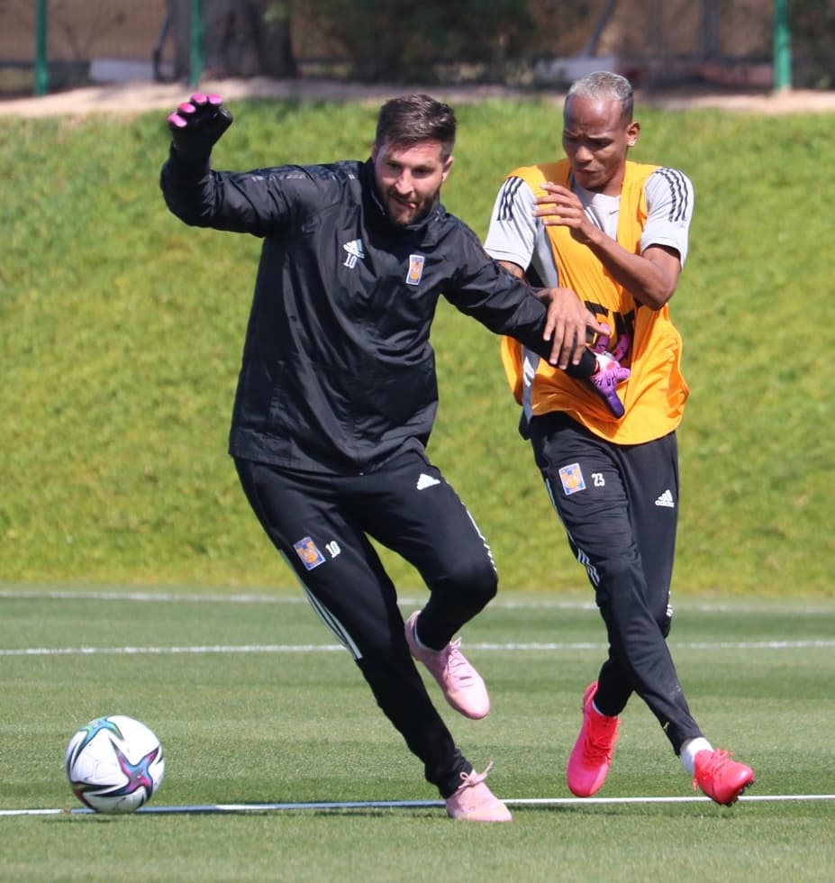 El conjunto felino, representante de la Concacaf, lució relajado y en forma para medirse al Ulsan Hyundai en el Al Rayyan Stadium. El timonel de la UANL confía en que Gignac pueda jugar, mientras que Carlos González aún está en duda por lesión.