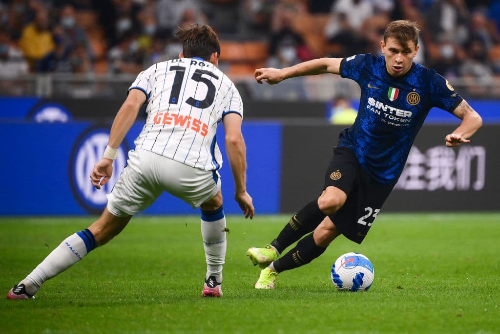 Inter de Milan y Atalanta empatan 2-2, Genoa y Hellas Verona empatan 3-3 y el Milan es el único que logra sumar tres putnos tras vencer 1-2 al Spezia.