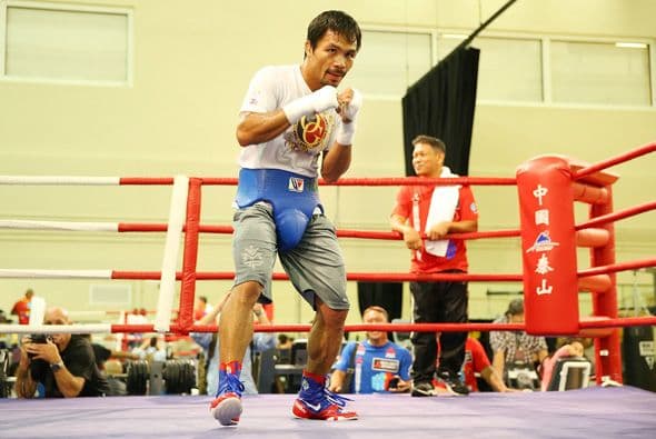 Manny Pacquiao entrena